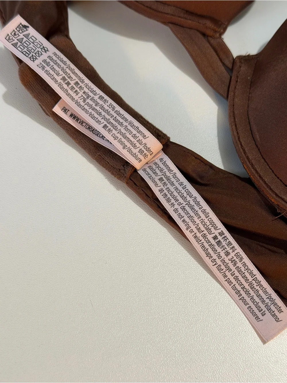 Victoria's Secret Very Sexy Shine Strap Smooth Push-Up Bra Sz 32B Mocha Brown